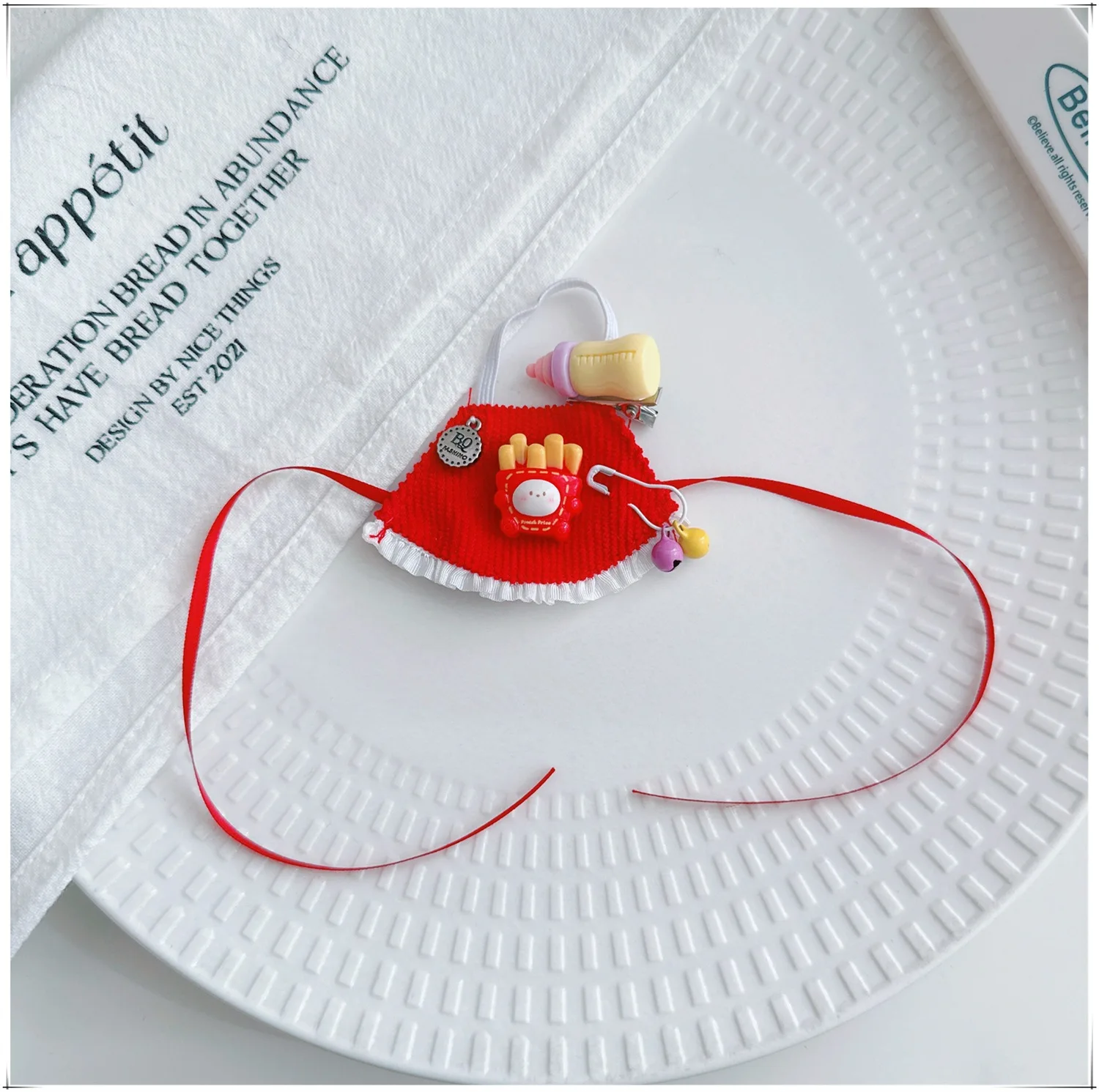 Vêtements pour LABUBU 4e génération, 4.0 broches pour la série Love, nouvelle tenue de Mini poupée, tablier multicolore avec bouteille de lait, imprimés ours et lapin