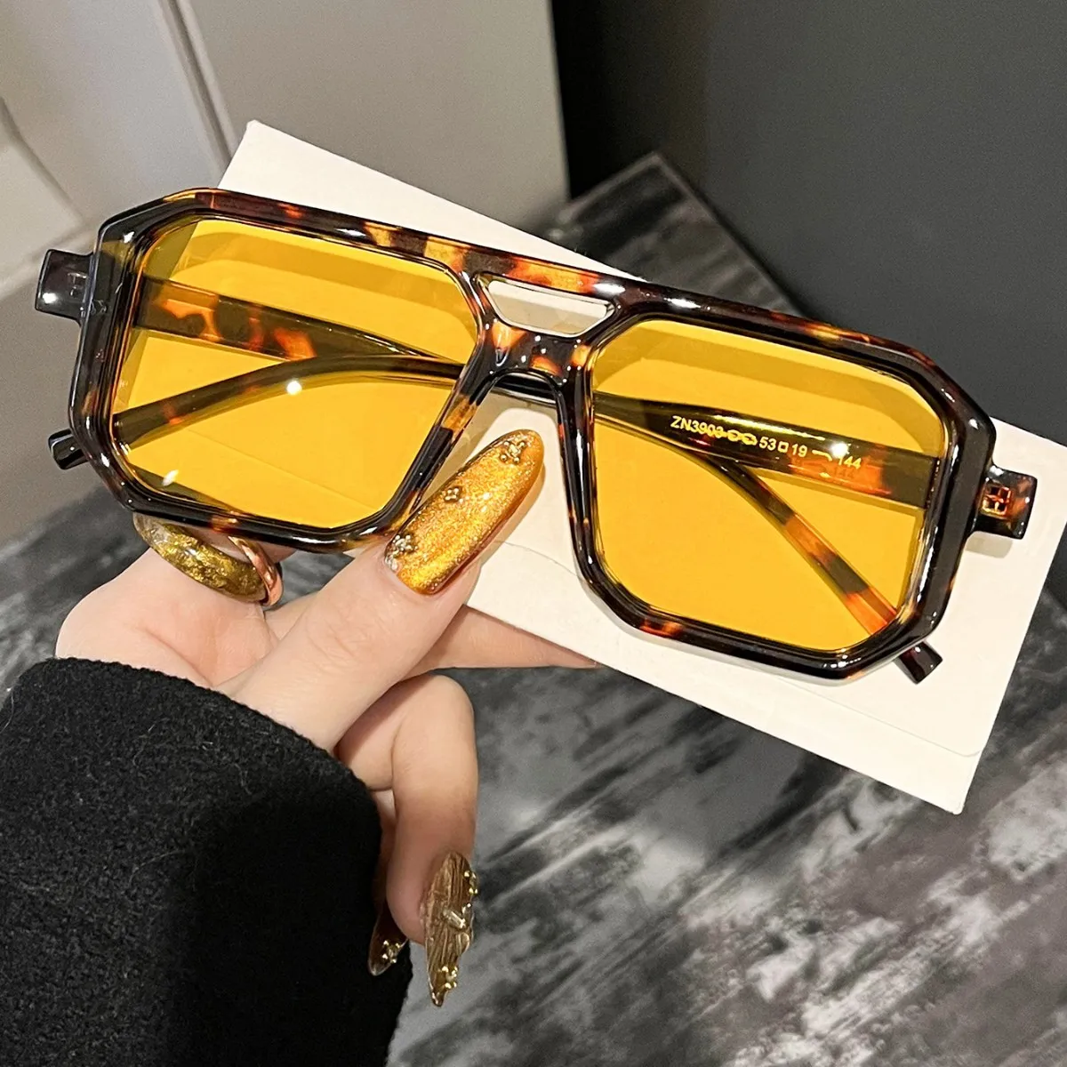New Retro Square Double Beam Sunglasses Men Women High Quality Outdoor Travel Ultraviolet Protection Sun Glasses