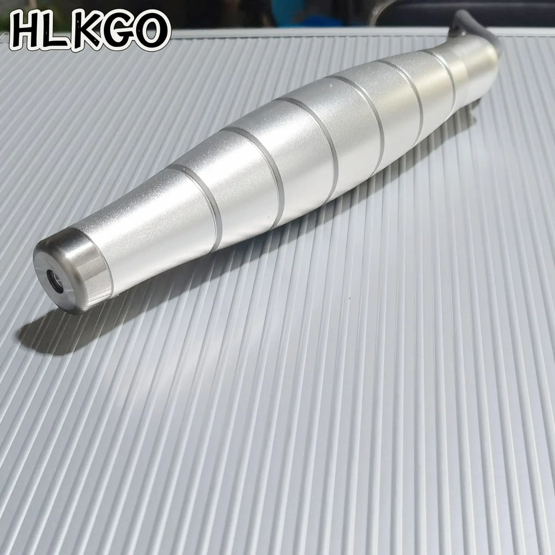 

Медицинский аппарат для холодной лазерной терапии 808 нм 650 нм - Высокая мощность для облегчения боли при артрите и восстановления мышечной ткани