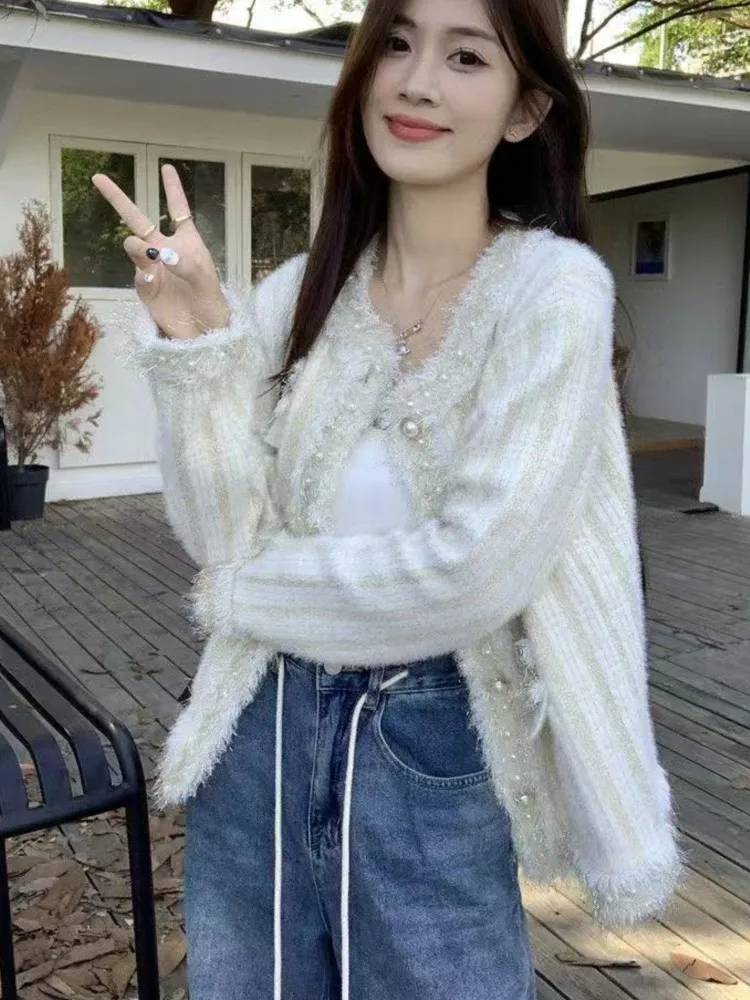 

Elegant Vintage Streetweer Fashion Tweed Woman Coat Tassel PearlsShort Top Korean Style Work Clothes Autumn 2025 Female Coats