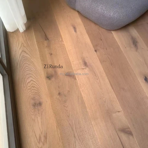 الأرضيات والاكسسوارات