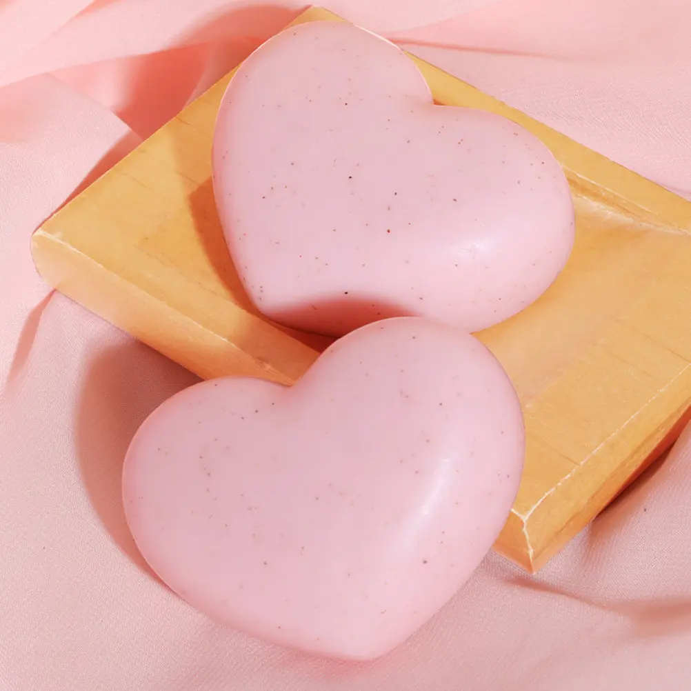 

Handmade Heart Shaped Pink Soap Gentle Cleansing Exfoliating Melanin Removing Bath Soap Natural Fragrant Skin Smooth Guest Gift