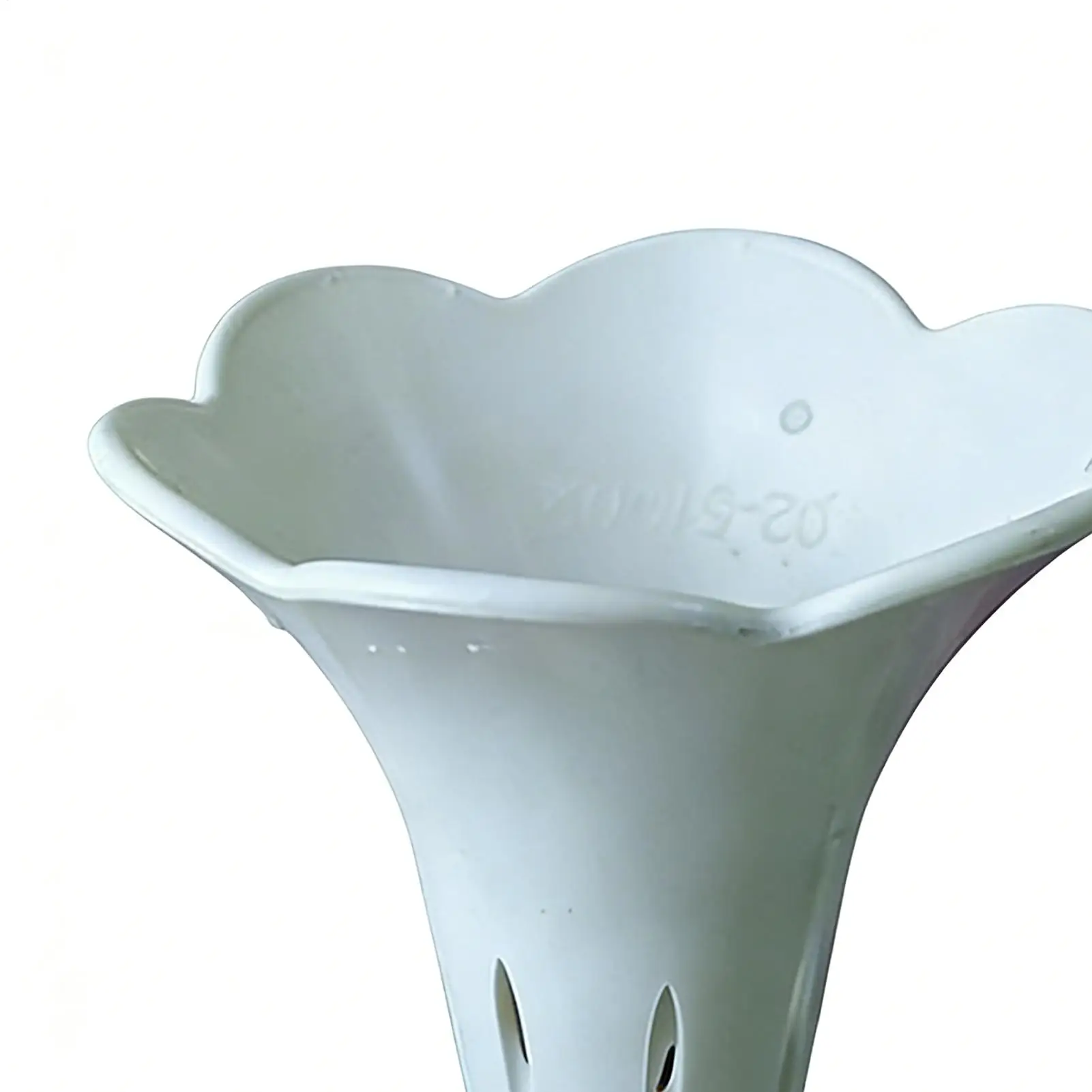 4 Pieces Tall Flower Shaped Prevent Overwatering Plant Root Rot Prevention Tubes Flower Pot Ventilation Tube for Garden Yard
