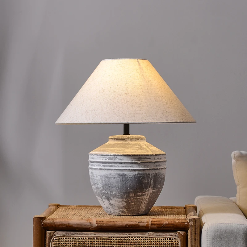 

Table lamp Bedside lamp Bedroom designer Japanese retro creative living room Hotel B & B ceramic wabi sabi wind table lamp