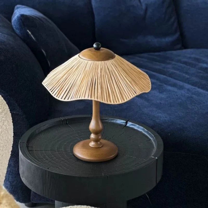

Wabi solitary wind lotus leaf table lamp living room retro straw hat decorative lamp study atmosphere bedroom bedside table lamp