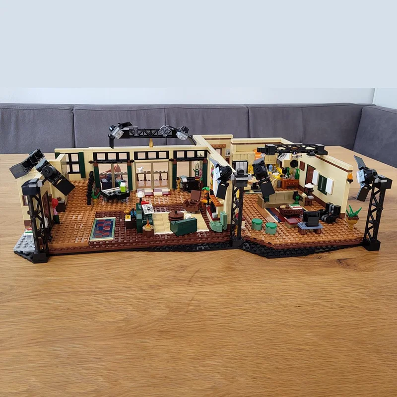 2172PCS MOC Twoes and a Halfes Menes Charlie's Malibu Beach House Elegante, modello fai da te Building Blocks Giocattoli di compleanno Regalo