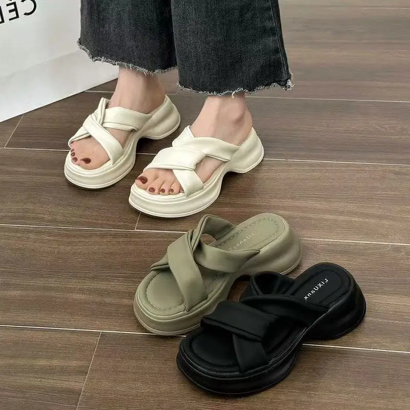 

Высококачественные дизайнерские модные тапочки для женщин, повседневные уличные тапочки с перекрестной завязкой, женские пляжные шлепанцы на платформе с мягкой подошвой