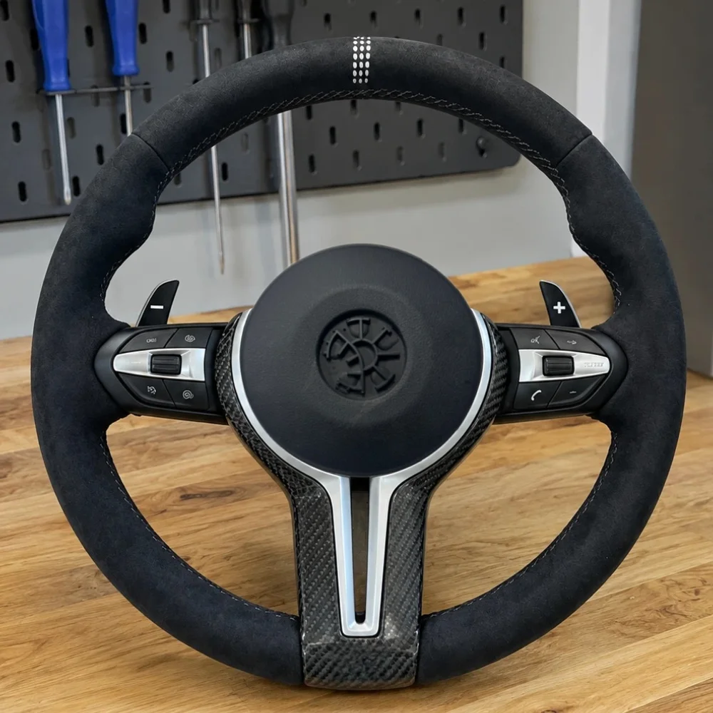 Car Interior White Center Mark Steering Wheel Suede For BMW F80 M3 M4 F82 F85 F90 X5 F15 F10 F20 F22 F30 F31 M2 F87 M3 E70 E90