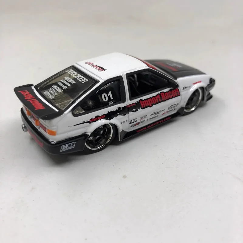 Diecast 1/64 Scale Toyota AE86 Alloy Car Model JADA Car Model Collectible Toy Simulation Special Treatment of Defects No Packing