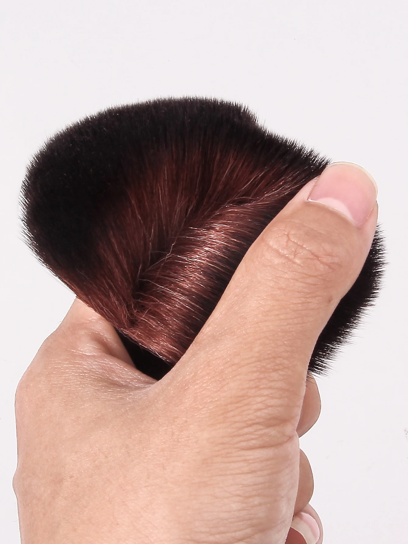 فرشاة فطر متدرجة على شكل مروحة، فرشاة غبار لفن الأظافر، فرشاة وجه وفرشاة أحمر خدود من الصوف المصنوعة من الألياف الدقيقة اثنين في واحد #6