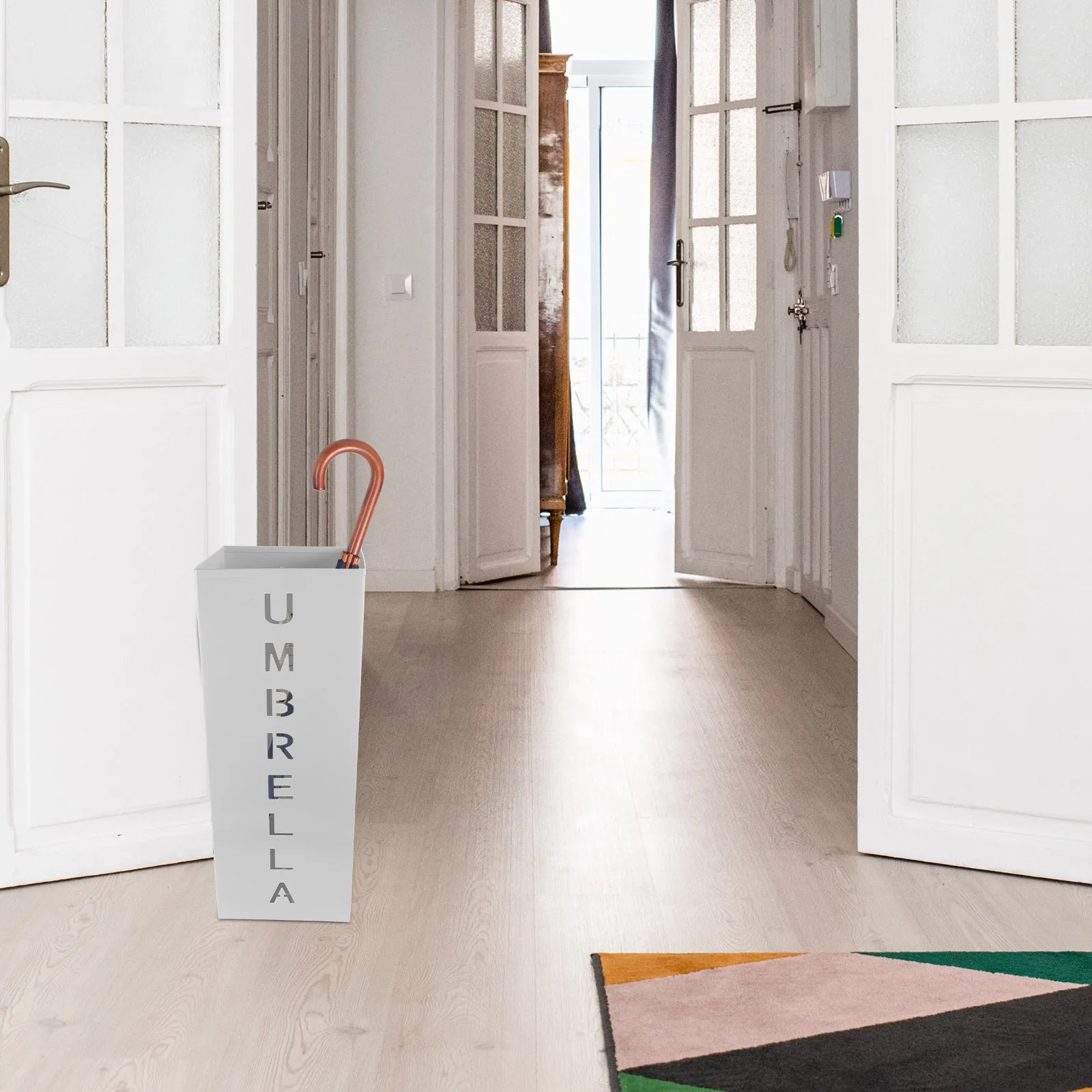 

Sturdy Metal Umbrella Holder Stand Compact Space-Saving Design for Home Office Hotel Lobby White Freestanding Indoor Storage