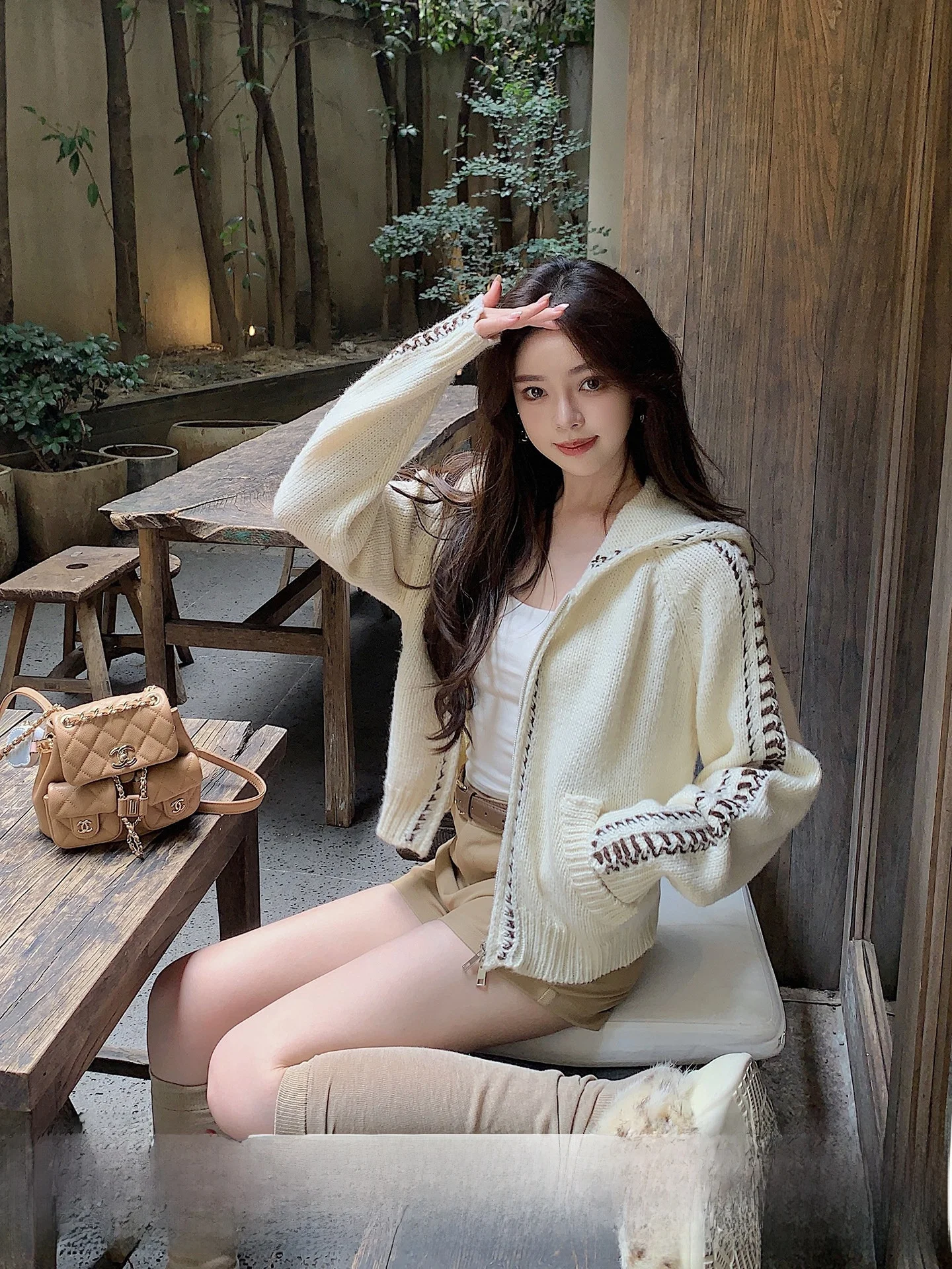 

Белая вязаная свободная женская куртка с капюшоном, повседневная, зимняя, новинка, из мягкой ткани, с длинными рукавами, круглым вырезом, на молнии