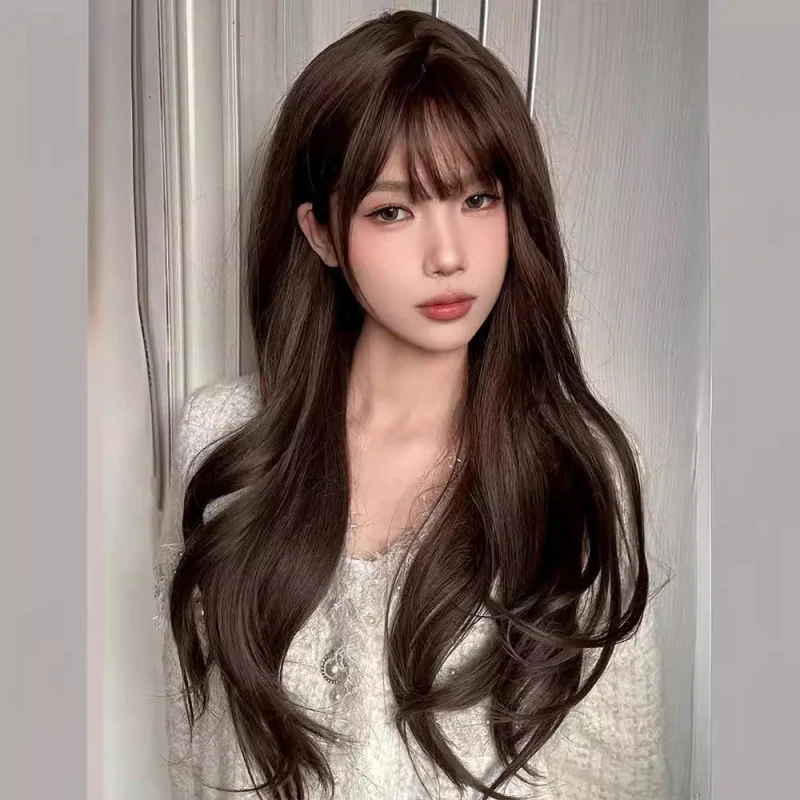 

Daily fashion wig for women with long curly hair, big waves, straight bangs. Natural, realistic, breathable, and sweet full