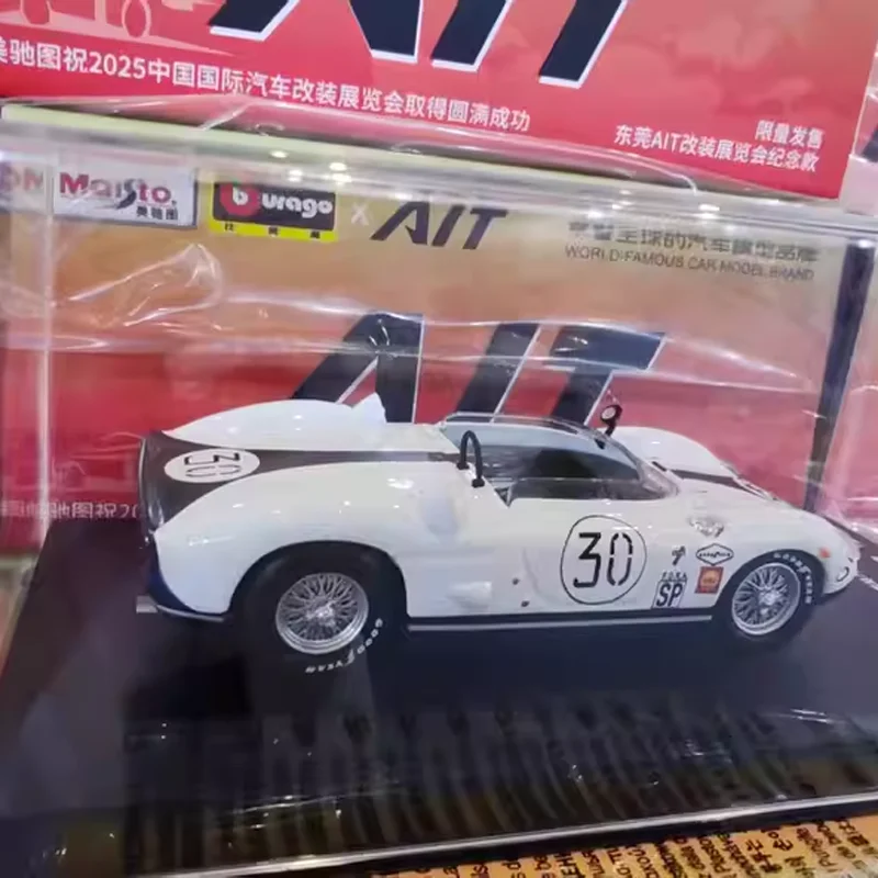 جديد في المخزون 1:43 Bburago 330 P 12h Sebring 1965 No.30 نموذج سيارة سباق محدود 399 سبيكة مصغرة دييكاست الحلي لعبة مخصصة