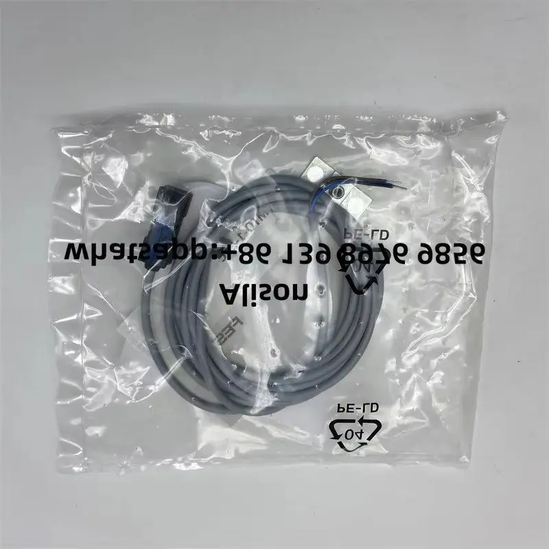 ORIGINAL senser 151683 Square PNP Magnetic Proximity  SMTO1PSKLED24C