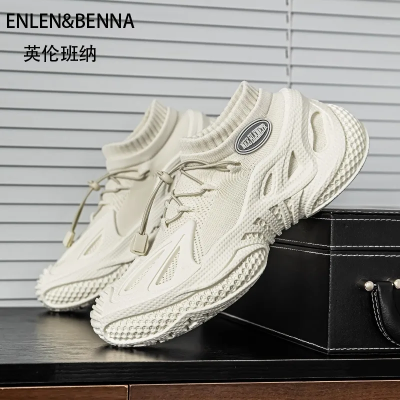 النسخة الكورية الجديدة من العلامة التجارية المد في الهواء الطلق أحذية غير رسمية أحذية الطلاب يوميا عادية عالية الجودة خفيفة الوزن قابلة للتنفس