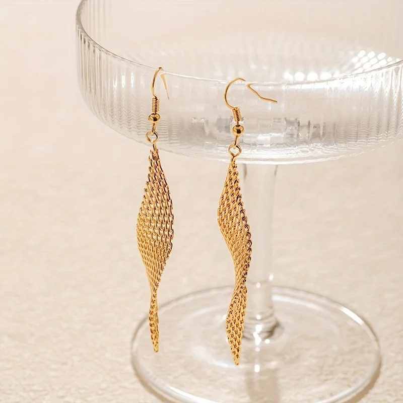 Ladies' fashionable long tassel earrings with personalized texture to enhance face shape