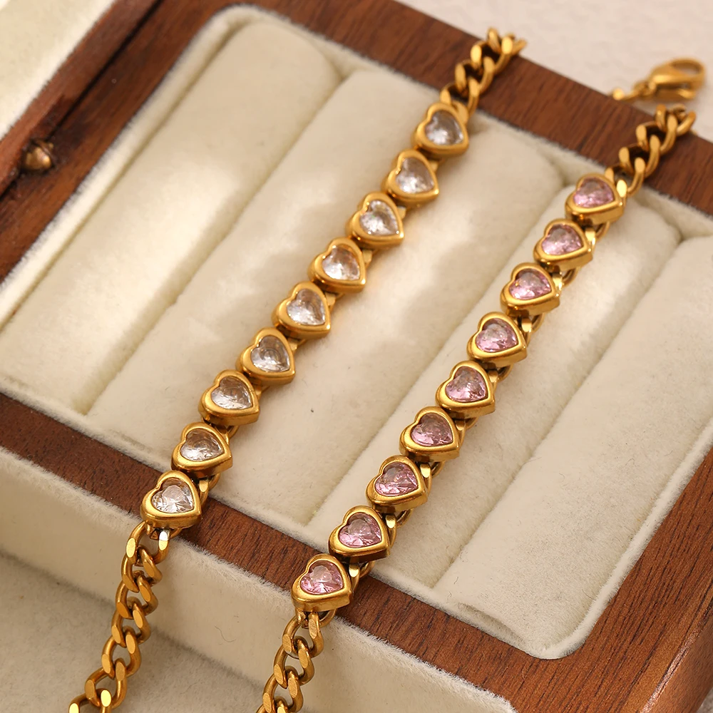 Luxuriöses, glänzendes, herzförmiges Armband aus Kubikzirkonia, Edelstahl, zarter Schmuck, wasserdichtes Charm-Kettenarmband als Geschenk. – Detail 1