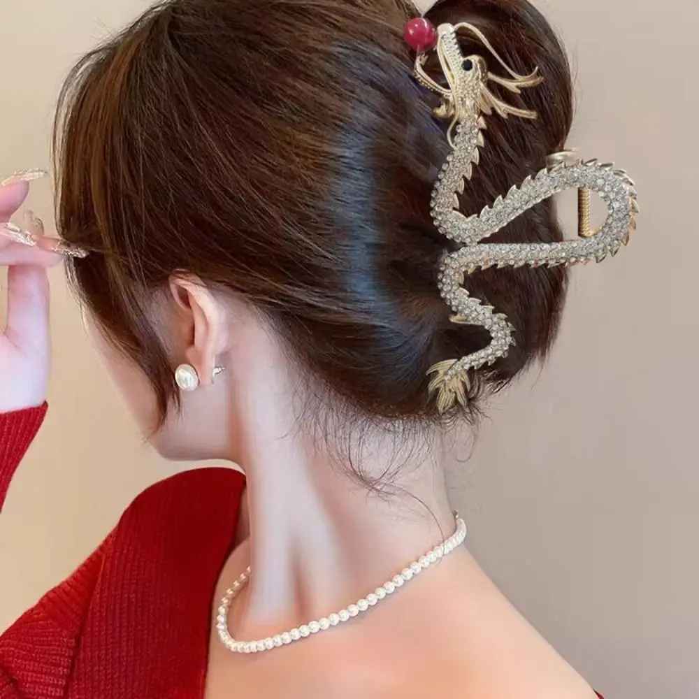 Red Zodiac Dragon Hair Claw New Year Headwear Hairpin Animal Hair Clip Chinese Style Grab Clip Rhinestone Shark Clip Daily