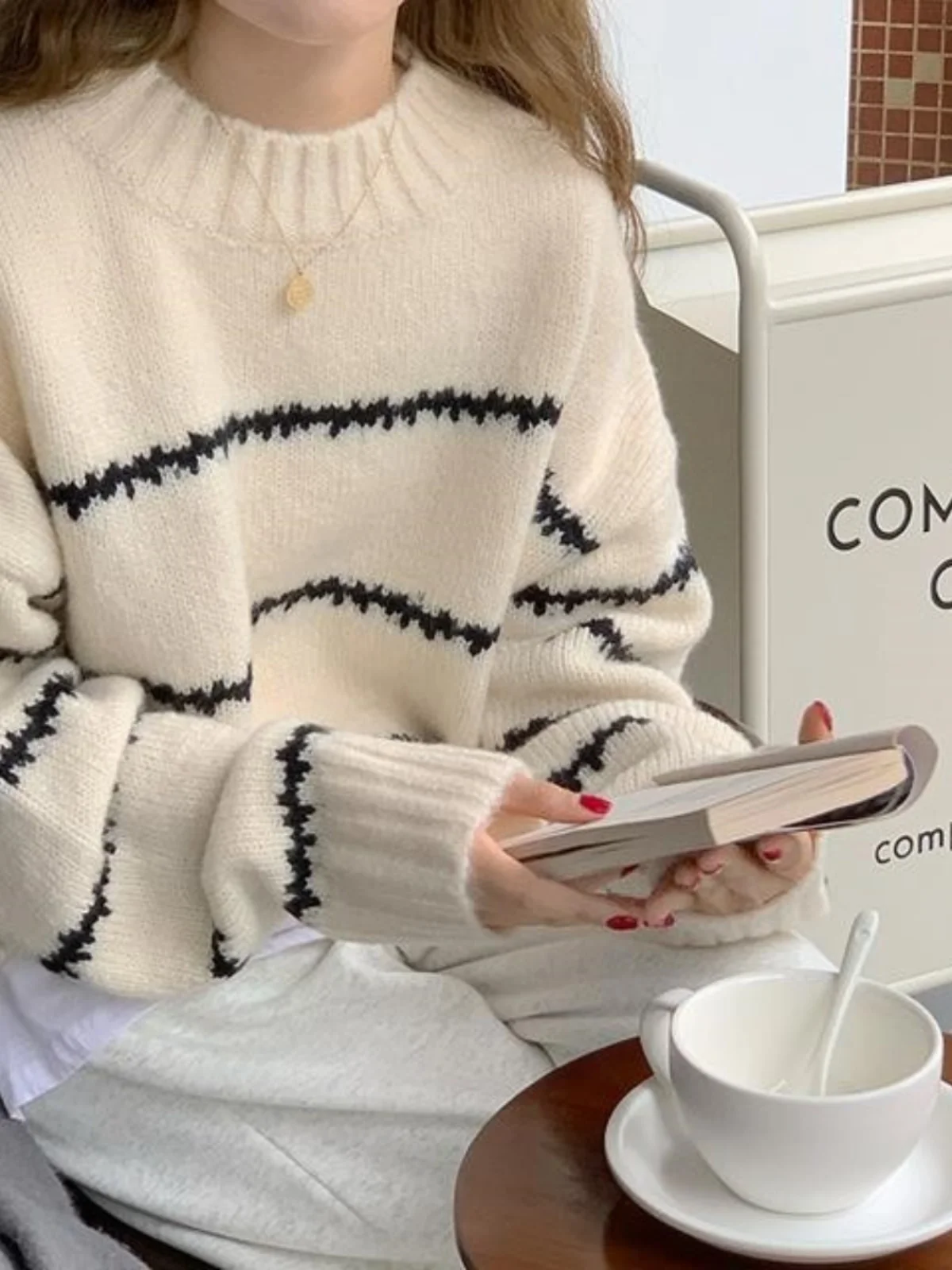 

Retro Korean Japanese Sle Lazy Hong Kong Flavor Student Faion Striped f High Loose Overhead Knitted Sweater Women