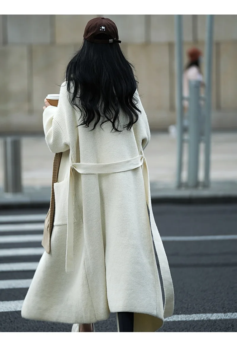 เสื้อสเวตเตอร์ถักแบบเสื้อถักยาวสำหรับผู้หญิง, เสื้อสเวตเตอร์ผูกเชือกทรงหลวมเสื้อผ้าแฟชั่นสำหรับเสื้อฝน cewek seksi ฤดูใบไม้ร่วง