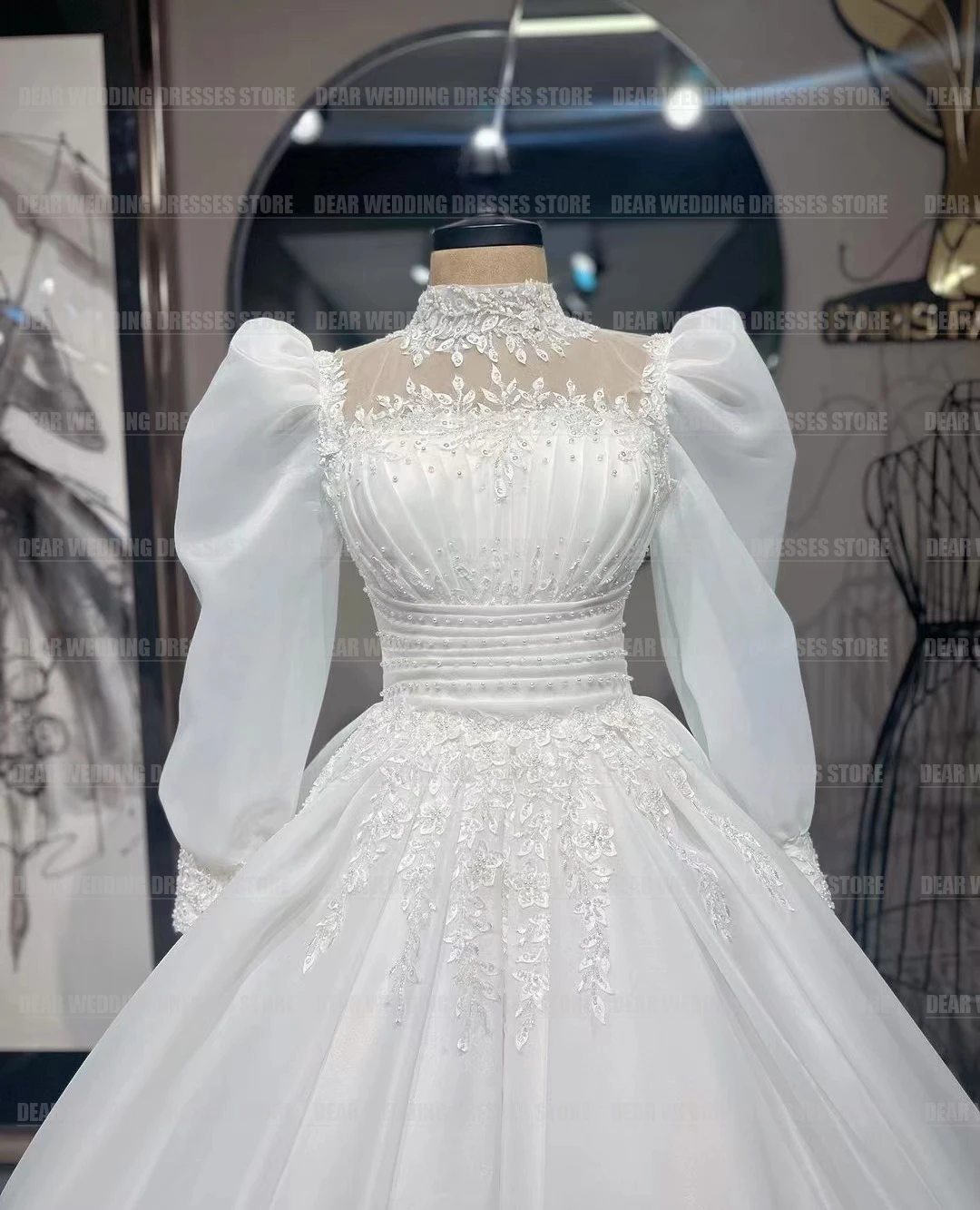 Splendidi abiti da sposa a collo alto Abito da sposa elegante linea A da donna Abiti formali con applicazioni a maniche lunghe Mariée personalizzati