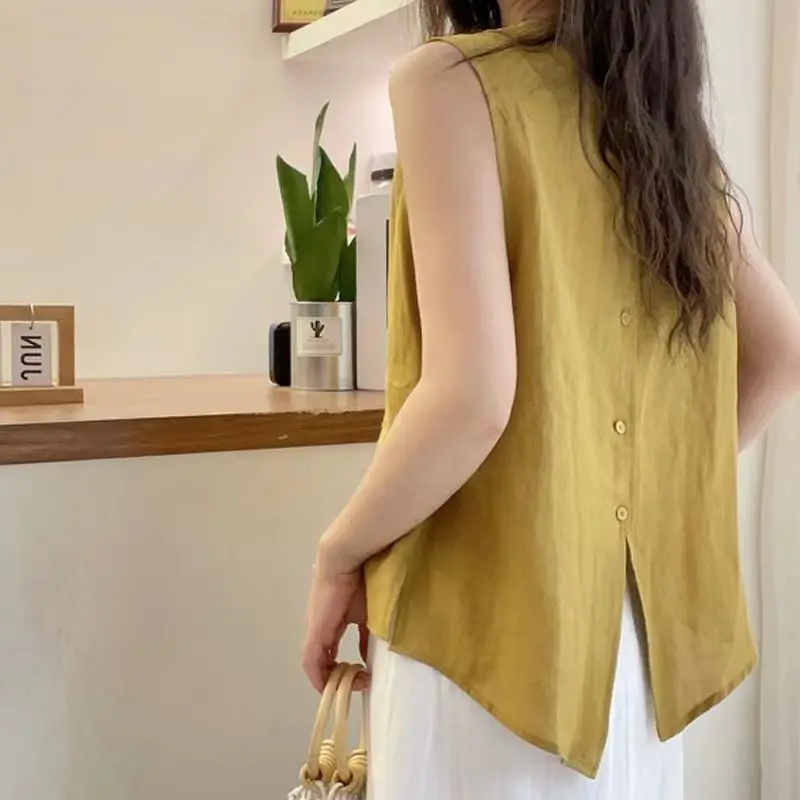 Back Slit Buttonless Sleeveless Blouse Women Summer 2025 New Style Temperament Tank Top