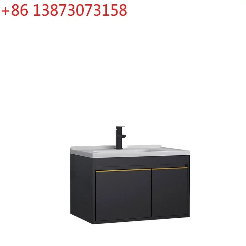 

Комплект мебели для ванной из массива дерева: тумба с раковиной и умный зеркальный шкаф