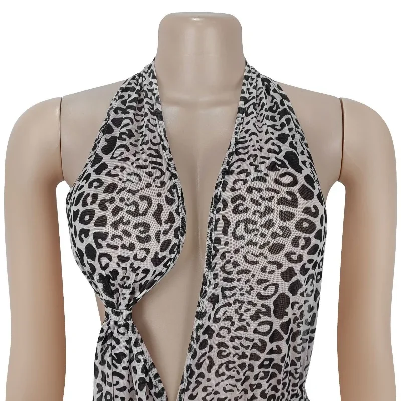 จั๊มสูท GUWU รุ่น Elegant สำหรับผู้หญิง ลายเสือดาวเว้าหลัง คอลึก เซ็กซี่ เหมาะสำหรับงานกลางคืน ปี 2025