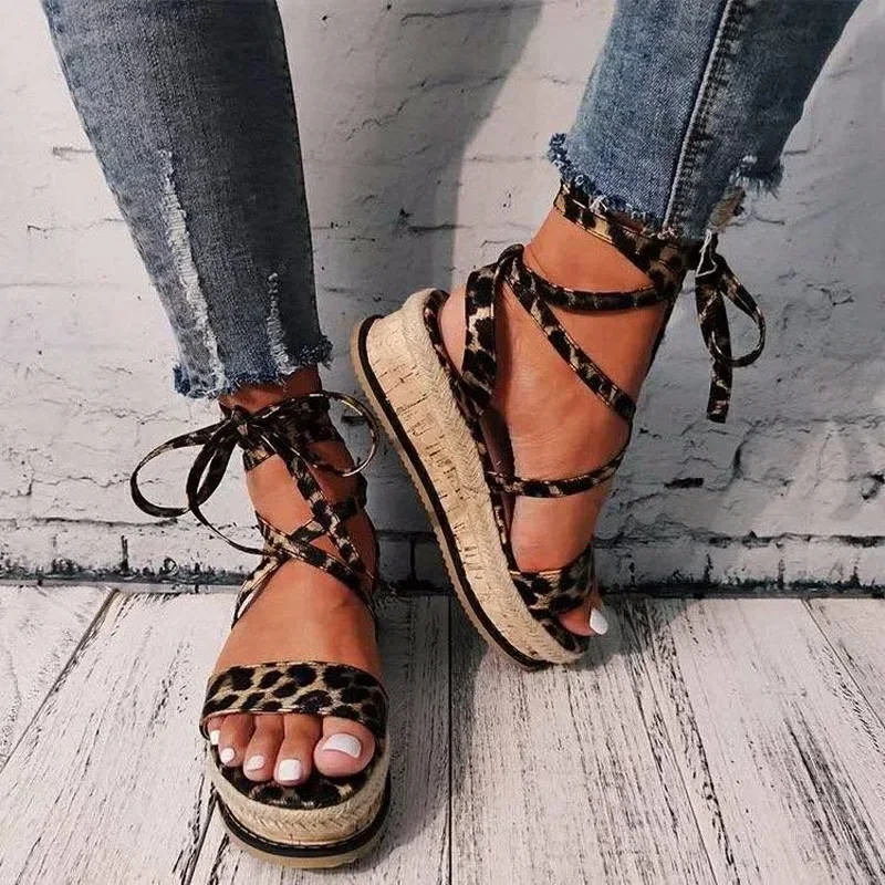 Summer Snake Print Sandals Women Platform Peep Toe Cross Strap Ankle Lace Beach Sandals Leopard Thick Sole Roman Shoes Zapatos