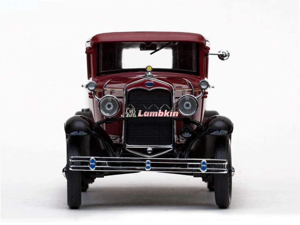 SunStar 1:18 For Replica Cars Model 1931 A-Series Vintage Cars Model No 6131 Collectible Classic Oldsmobile