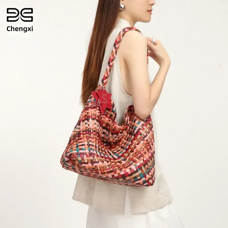 Rainbow Woven Tote Bag Large Capacity Single Shoulder Armpit Style Fashionable Niche Handbag for Women and Mothers Casual