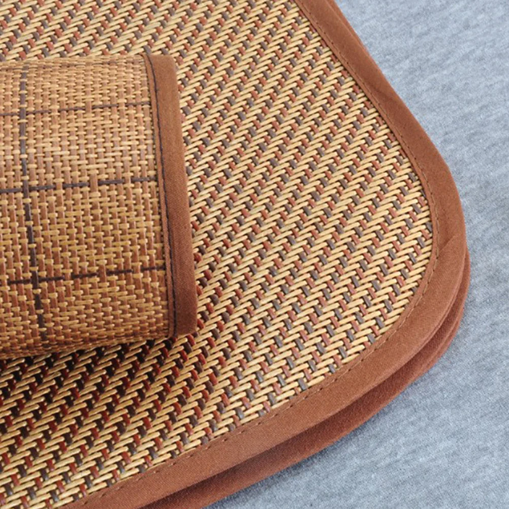 

2Pcs Cooling Pet Pad Summer Heat Dissipation Mat for Large Dogs Cats 40x40cm Breathable Comfortable Cool Pet Mat