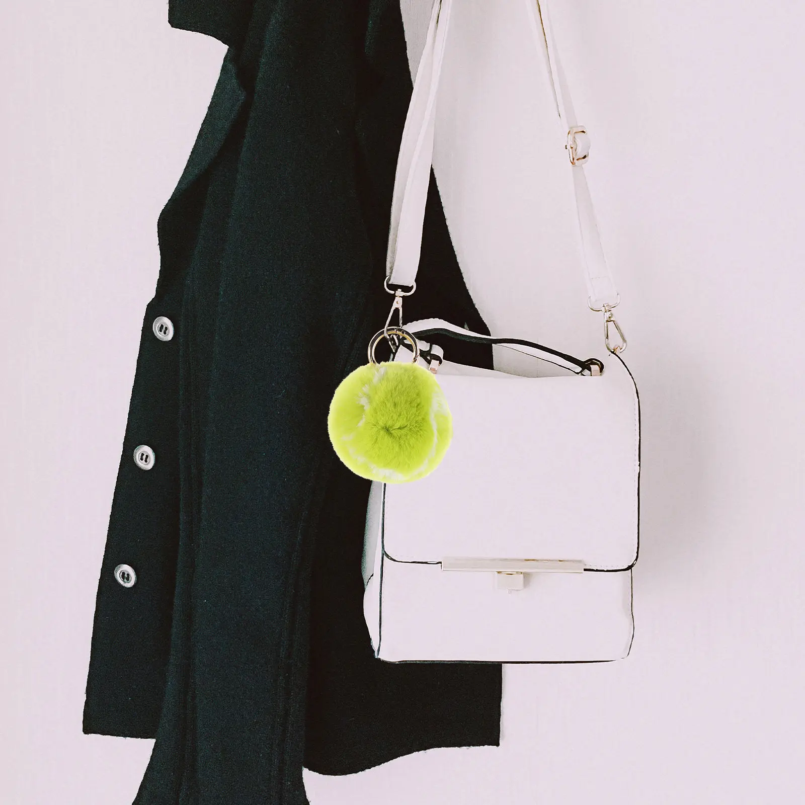 Mini Tennis Ball Keychain 3D Sports Pendant Charm for Keys Bags Phones Tennis Enthusiasts Sport Lovers Keyring Jewelry Making