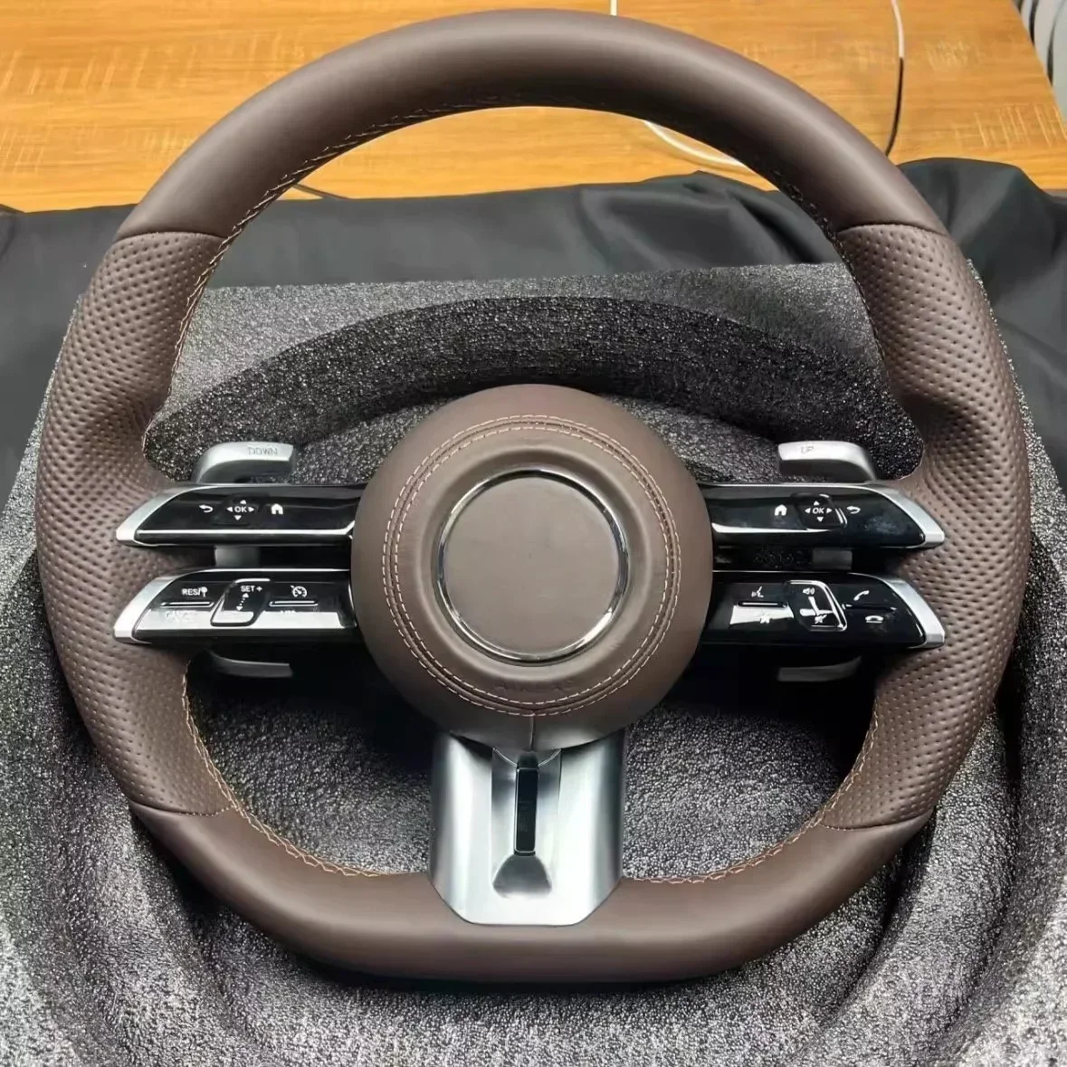 For Mercedes Benz GT W222 W223 W257 W292 W463 W464 C205 W190 W205 W166 W167 W177 W217 AMG Steering Wheel Assembly view 6