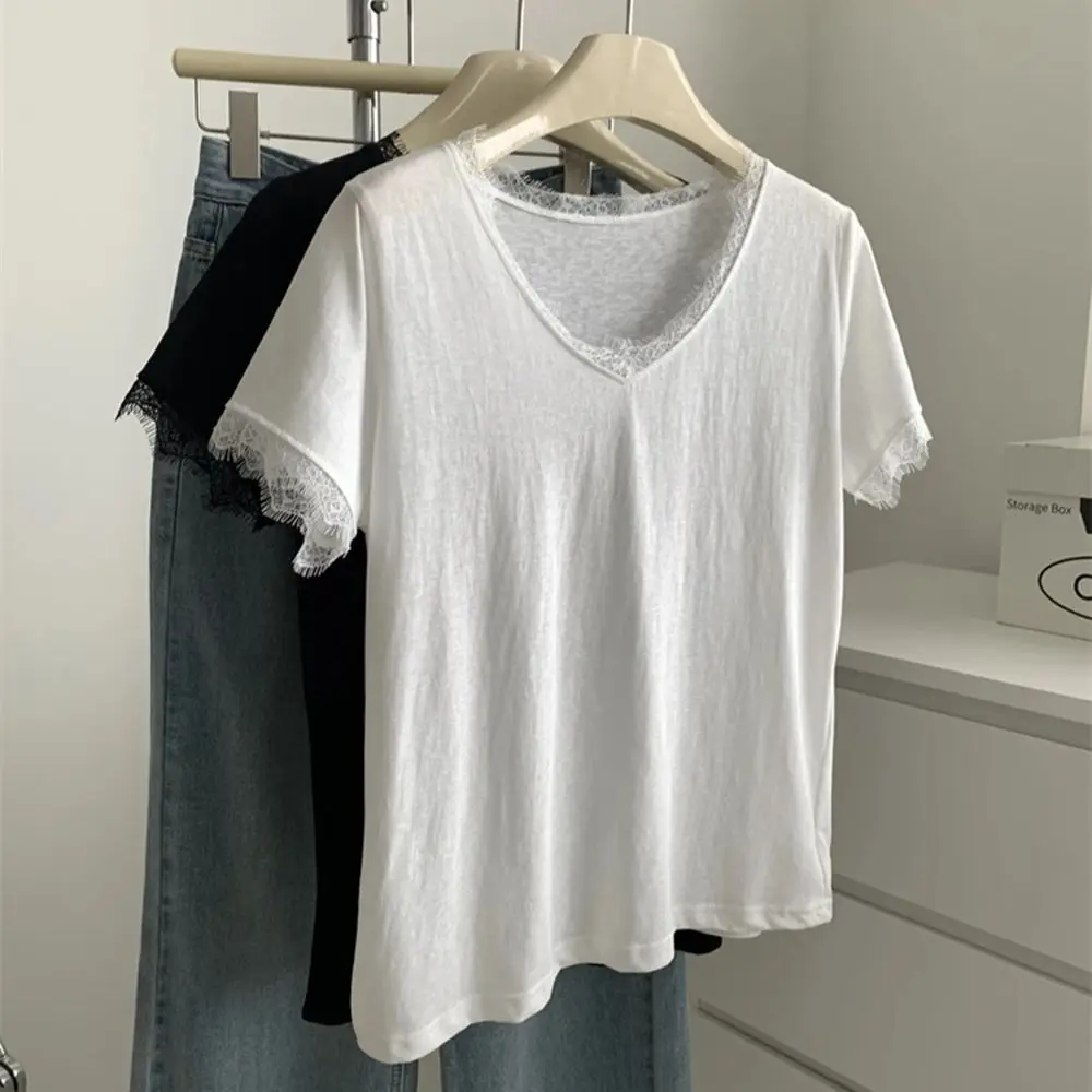 المرأة بلون موضة بسيطة الأساسية تي شيرت 2025 جديد الصيف الدانتيل حافة ألف الرقبة تصميم عادية رقيقة الإناث تنوعا القمم