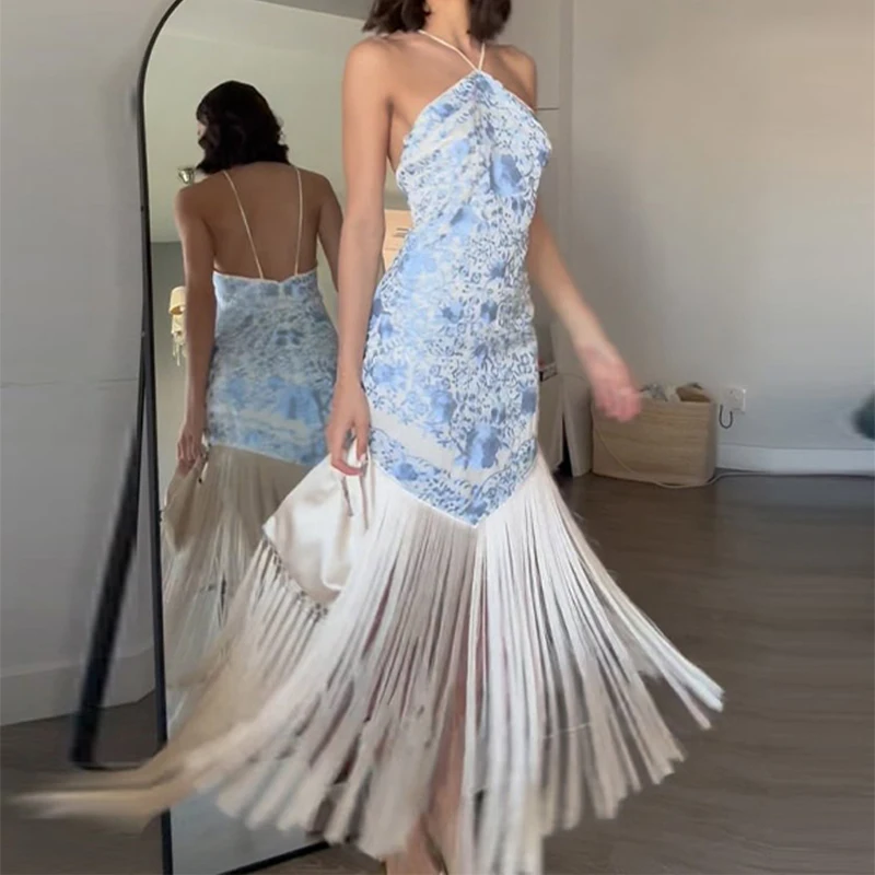 Letnia Nowa Sukienka Wieczorowa Bez Rękawów z Odkrytymi Ramionami Elegancka Satynowa Sukienka typu Halter z Blokami Kolorów Seksowna Sukienka z Dużym Odkrytym Tyłem i Frędzlami na Dole