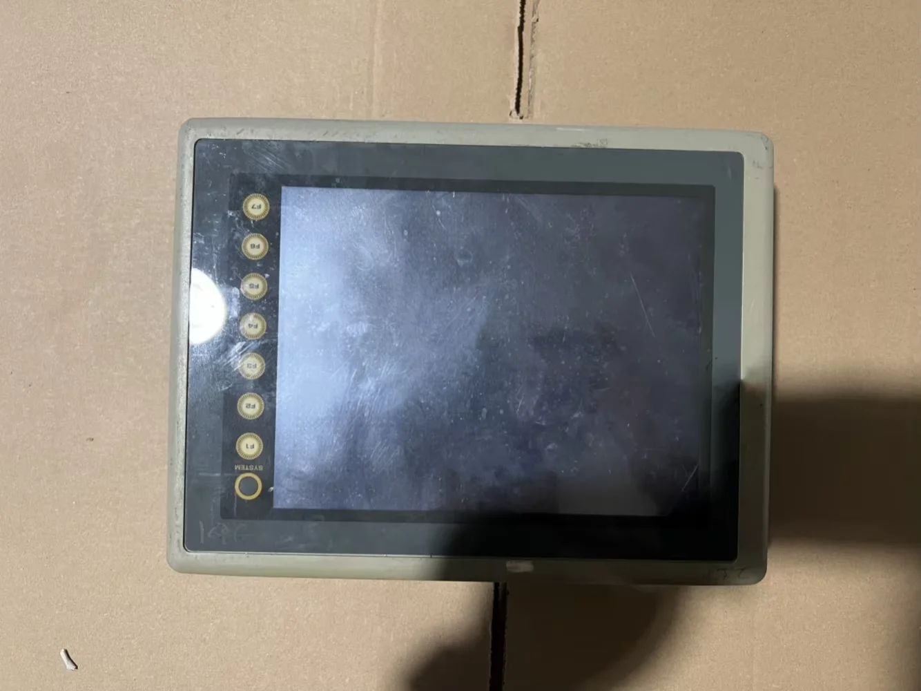 

V608C10 ЖК-экран