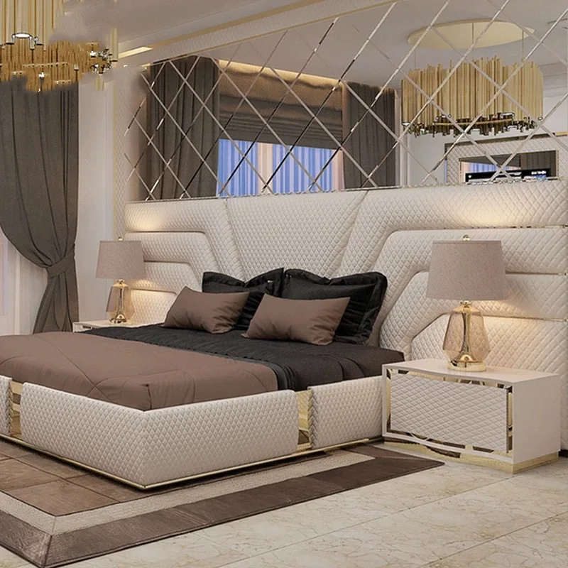 Wide screen bed Italian light luxury master bedroom double be d Hong Kong-style leather art b ed solid wood wedding be