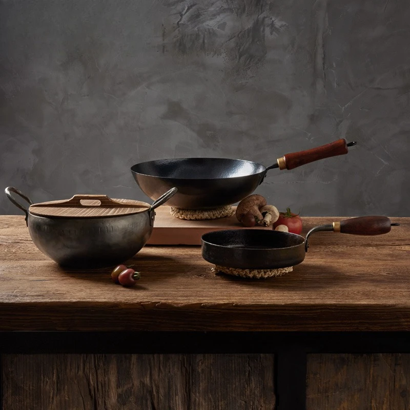 Iron pan wok household 3-piece set saucepan frying pan hand-forged uncoated gas universal