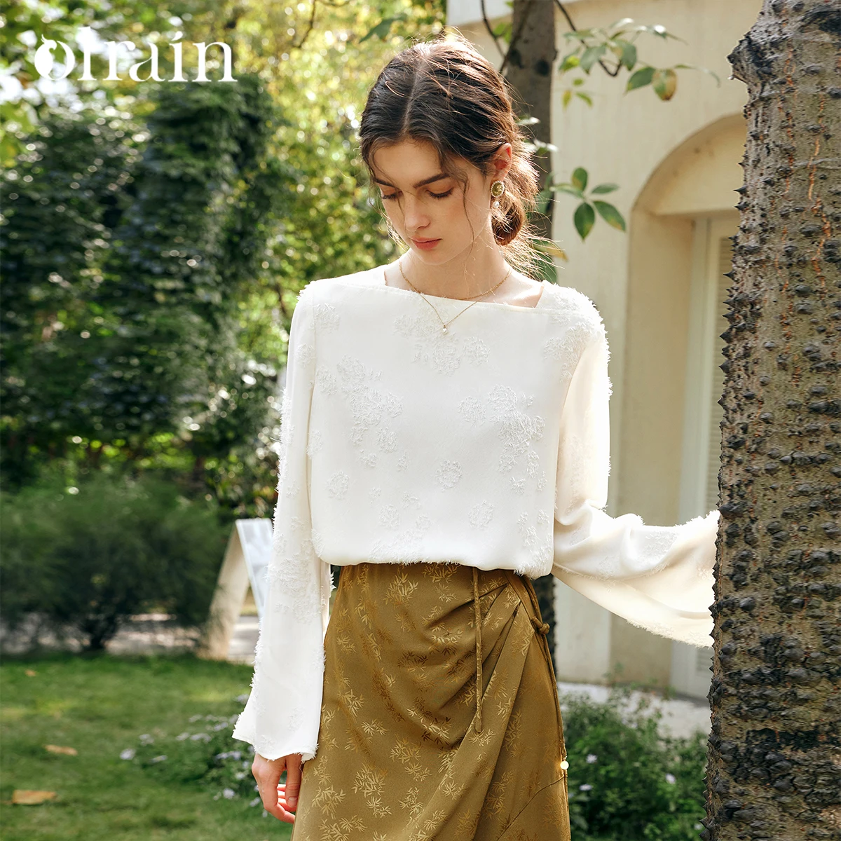 

OLrain Elegant Chiffon Blouse for Woman 2025 Autumn Ladies French Square Neck Cutwork Jacquard Shirts & Blouses Women M57CX95958