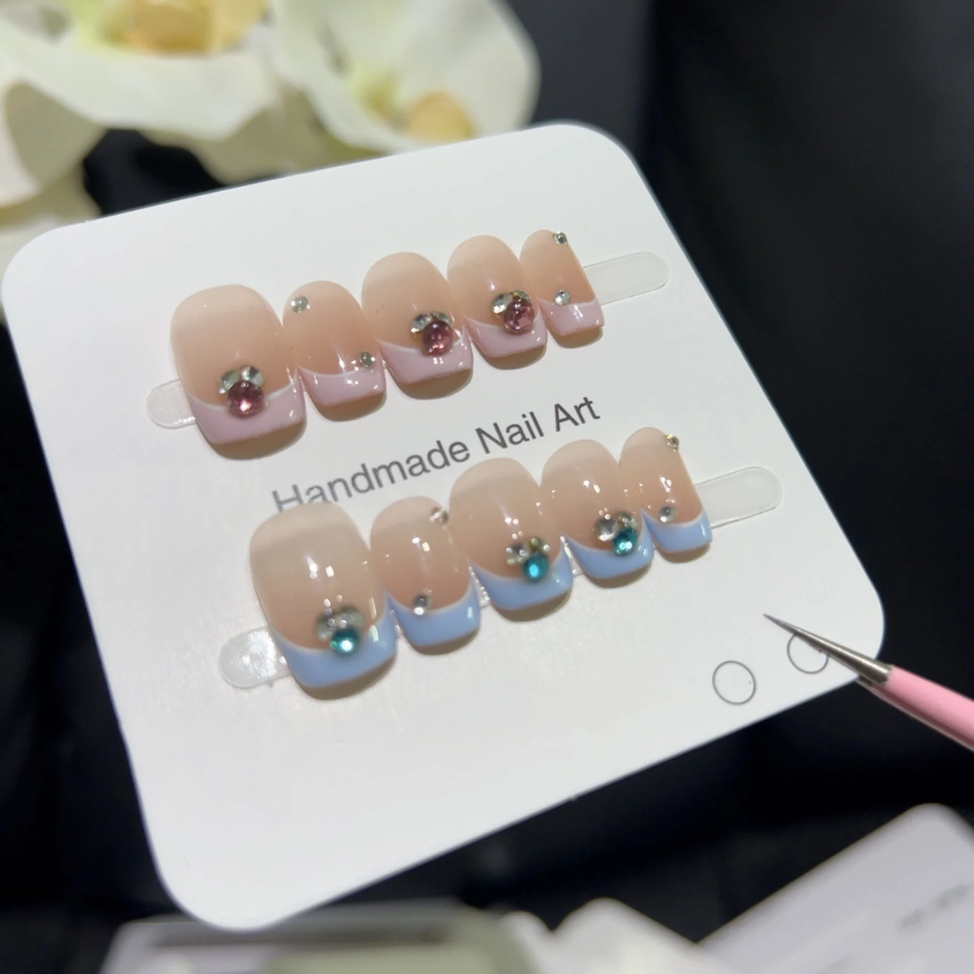 10 Stück hochwertige handgefertigte künstliche Nägel im französischen Mandarin-Enten-Stil in Rosa und Blau, High-End-Ins-Stil, blendend und e