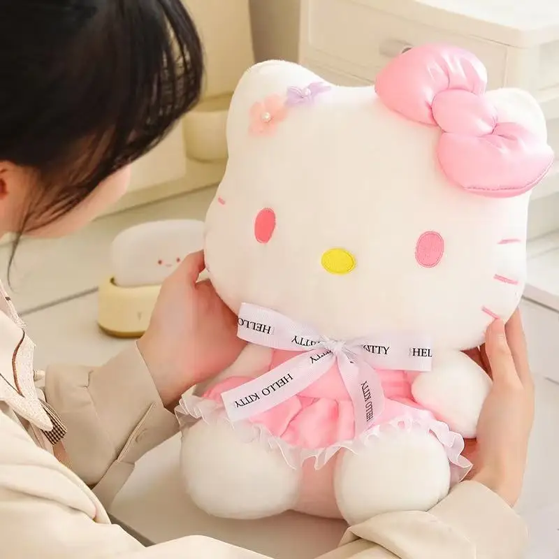 Miniso's latest Hello Kitty flower series stuffed plush toys, cartoon anime cute, give children birthday gifts, and fun dolls
