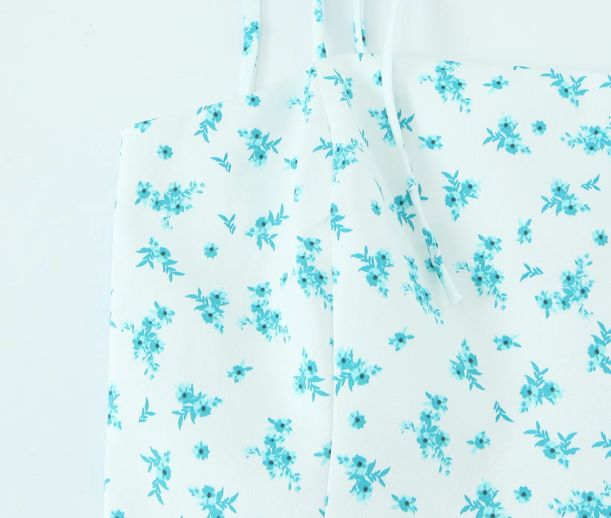 KONDALA シックなグリーンの花柄女性用シースドレス ビーチホリデーキャミソール バックレスミニドレス セクシーファッション 2025 夏 レディースドレス