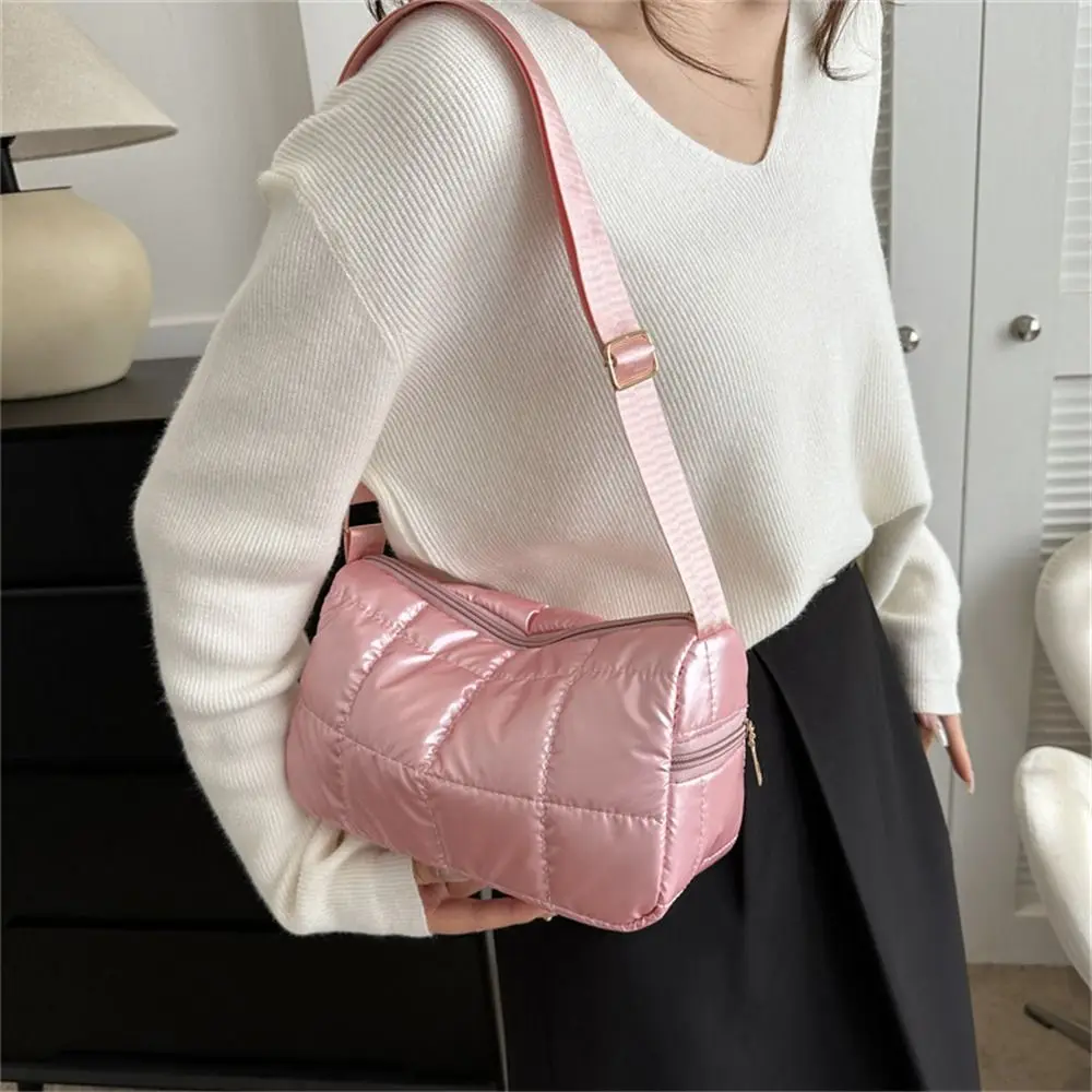 Women Elegant Quilted Shoulder Bags Cloud Pleated Bubbles Messenger Bag Fashion Simple Solid Color Commute Bags Shopping Bags