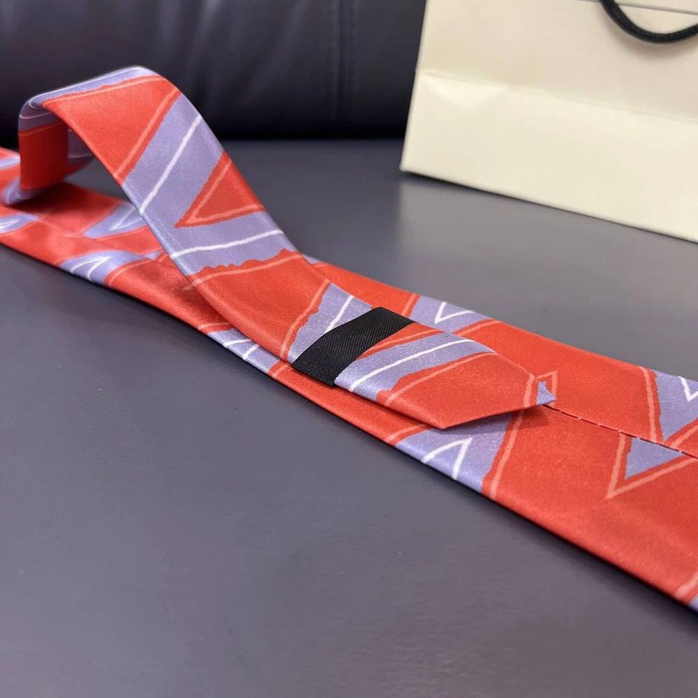 الفيلم داخل تأثيري خارج 2 تأثيري الدعائم الغضب تأثيري رابطة عنق لعب الأدوار الأحمر المطبوعة ربطات العنق Cravat زي الملحقات