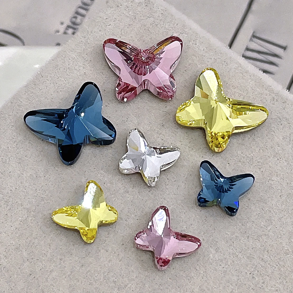 

Butterfly Boutique Flat bottom nail art rhinestones Glass crystal 3D nail decoration wholesale Non Hotfix Strass