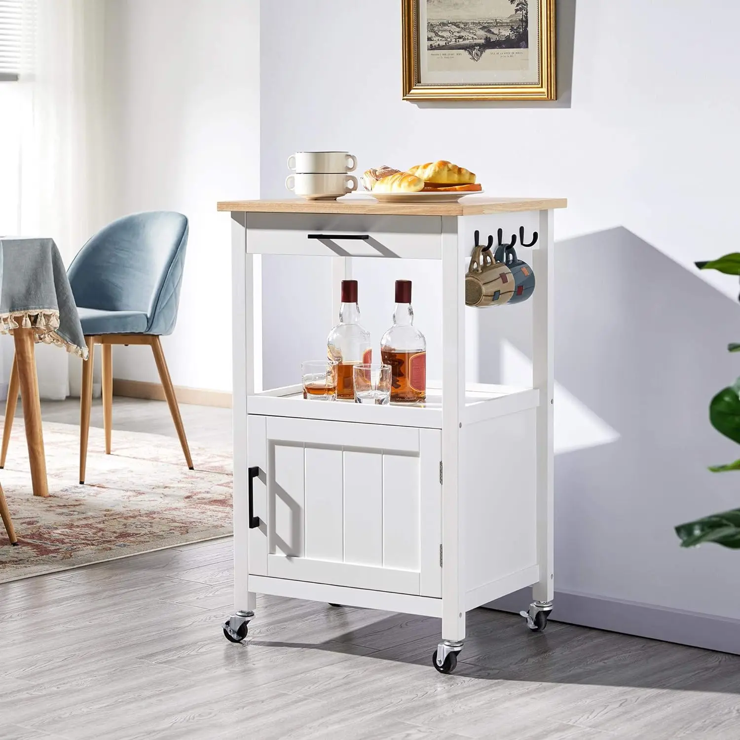 Rolling Kitchen Island com armário de porta única Carrinho de cozinha Gaveta em rodas giratórias Carrinho de café pequeno Suporte de microondas