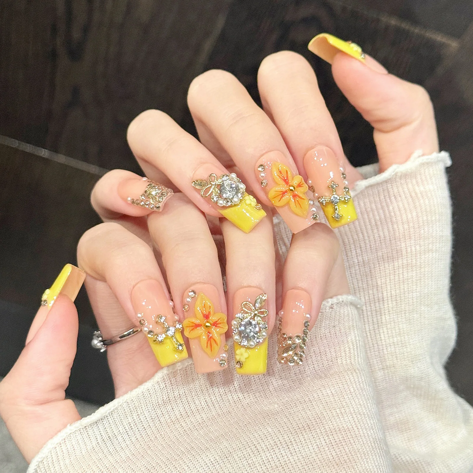 Handmade Rectangular Press On Nails Resin Warm Yellow French Style Glitter Rhinestone False Nail Tips For Wedding Fashion Party