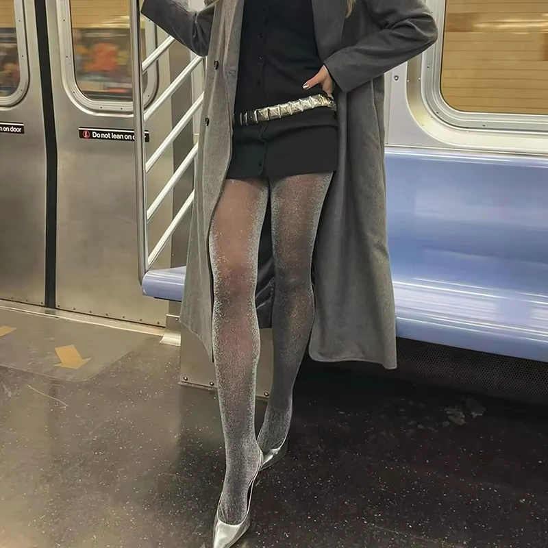 سباركلي بريق هالوين شير الفضة سلك الجوارب لوركس لامع لامع 50D النساء طماق عالية الشارع الشهير جوارب طويلة للحفلات